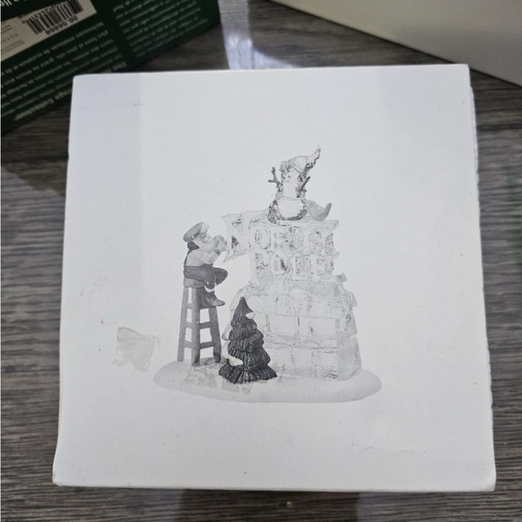 SOLD - Department 56 A Busy Elf North Pole Sign - Picture 3 of 4